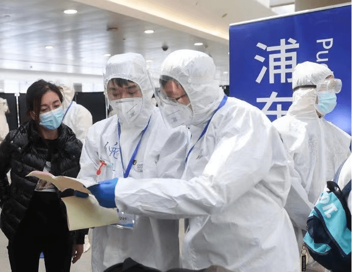 上海大学生疫情返沪，挑战、应对与未来展望