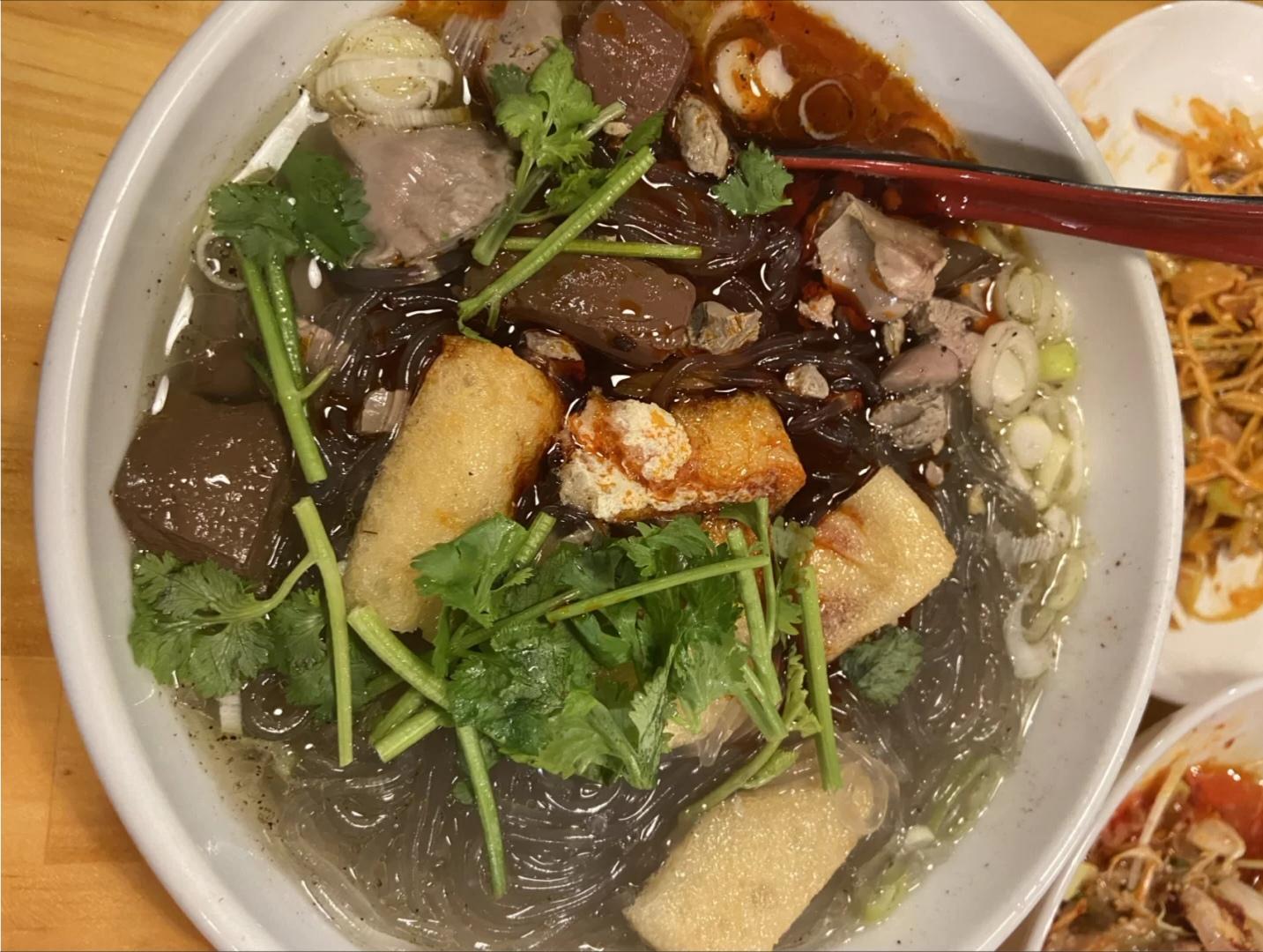 上海与南京疫情对比，防控措施与城市韧性分析