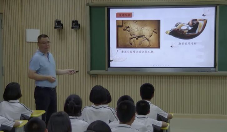 陕西省铁峪铺中学疫情网课，挑战与创新的教育实践