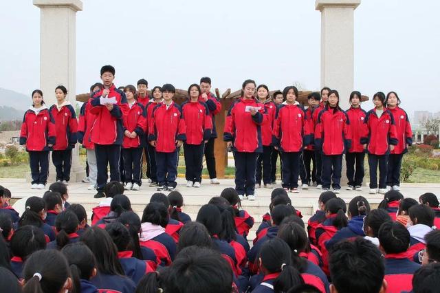 陕西省丹凤中学官方网站，数字化校园建设的典范
