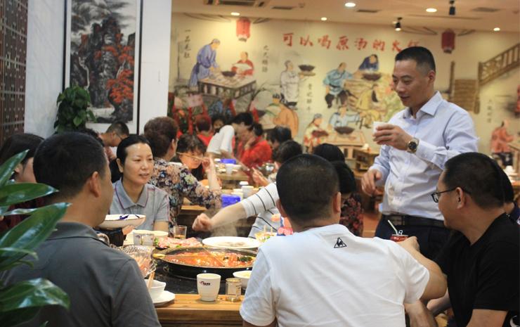 山西新闻联播聚焦重庆，两省市合作开启新篇章